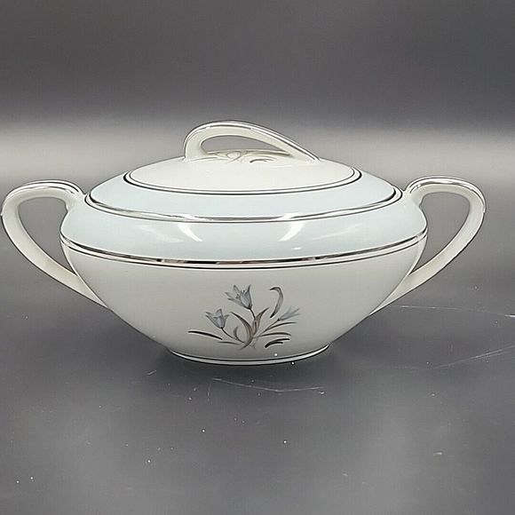 Vintage Noritake Bluebell China Sugar Bowl with Lid #5558 Japan - Picture 1 of 11